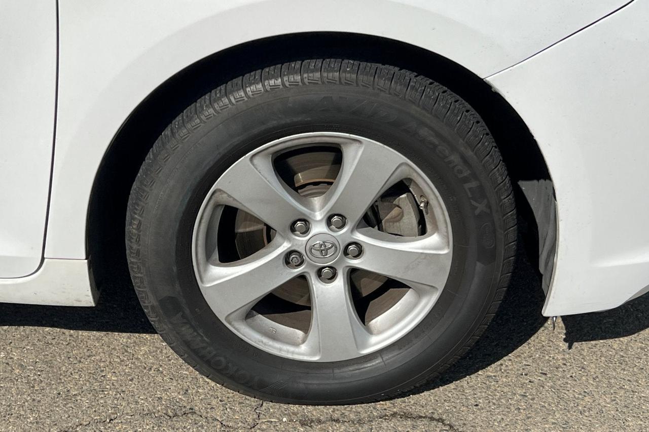 2017 Toyota Sienna LE Roseville CA