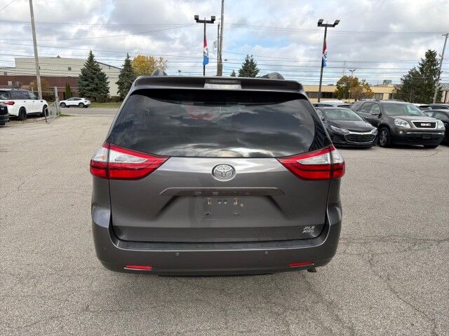 2017 Toyota Sienna Limited Cleveland OH