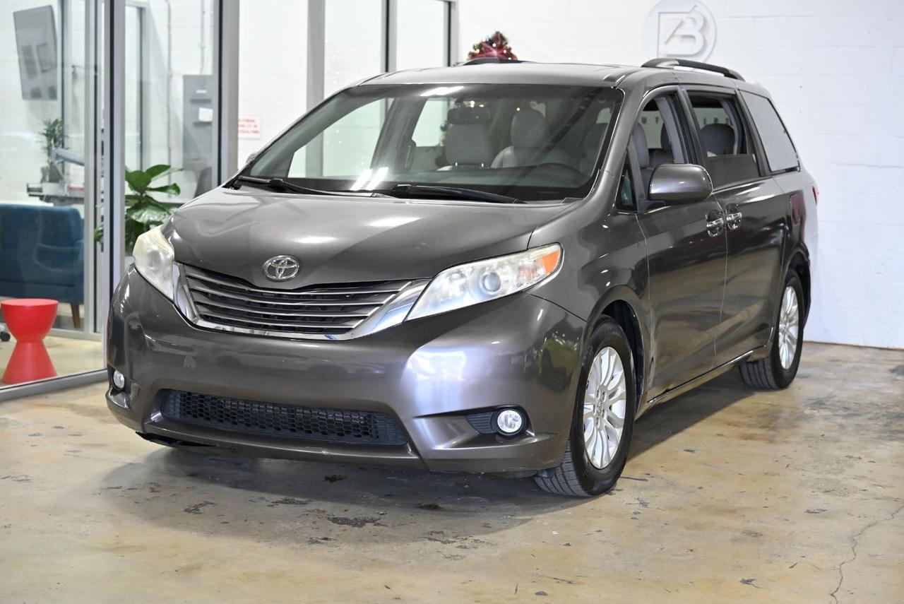 2017 Toyota Sienna Limited Premium 7-Passenger