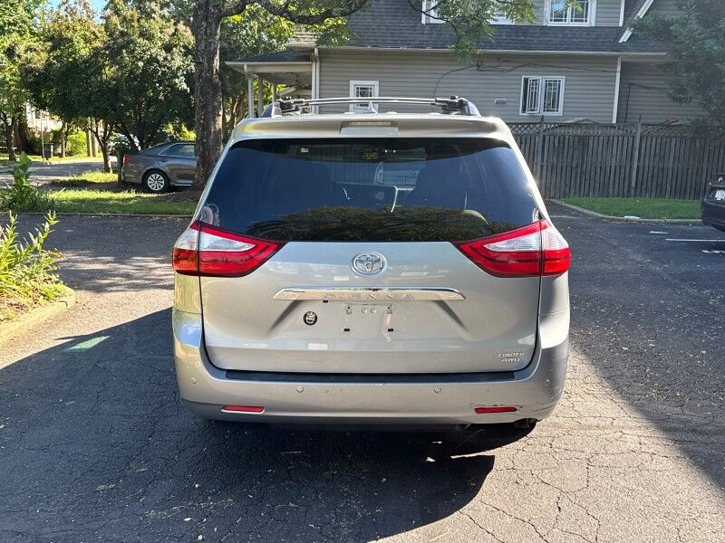 2017 Toyota Sienna Limited Premium AWD 7-Passenger w/ Entertainment Pkg Arlington VA