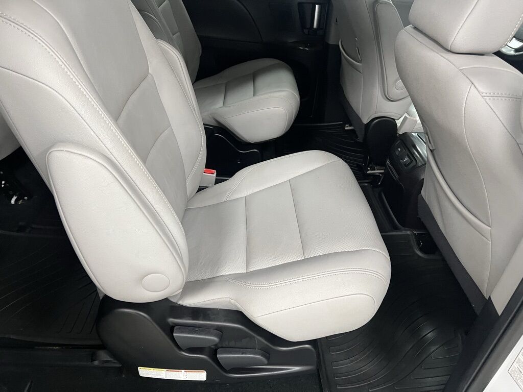 2017 Toyota Sienna Limited Premium Highlands Ranch CO