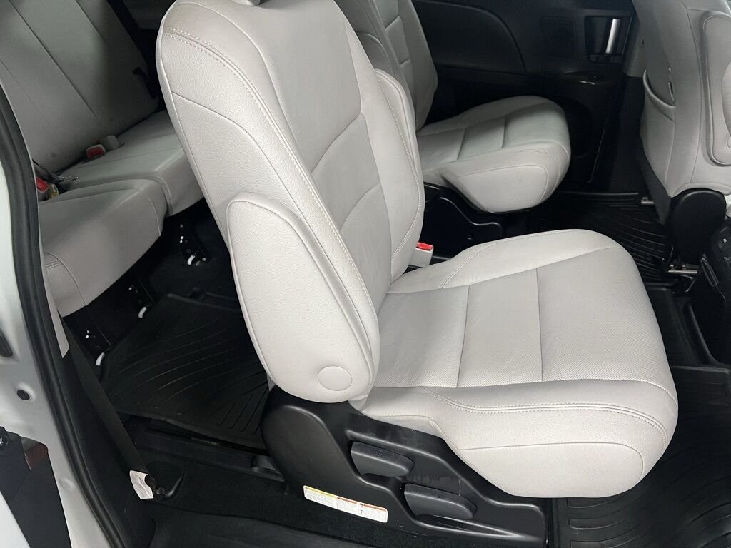 2017 Toyota Sienna Limited Premium Highlands Ranch CO
