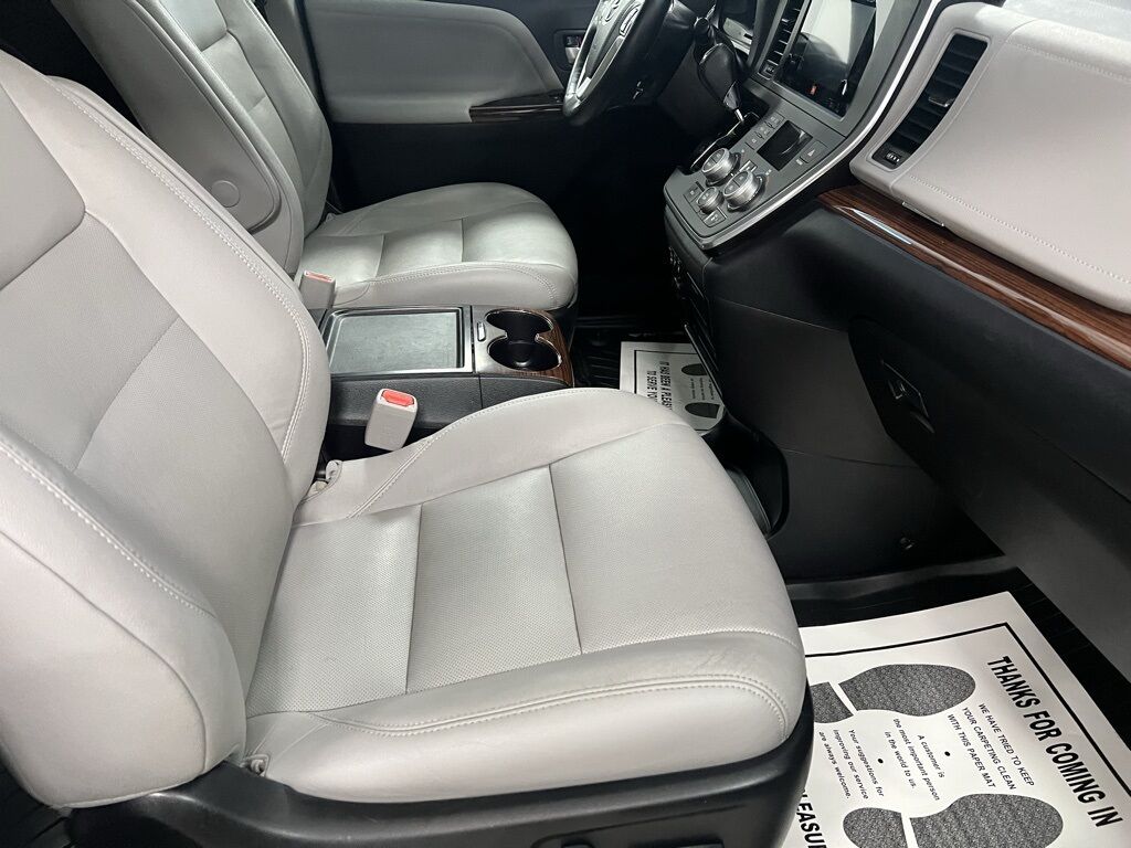 2017 Toyota Sienna Limited Premium Highlands Ranch CO