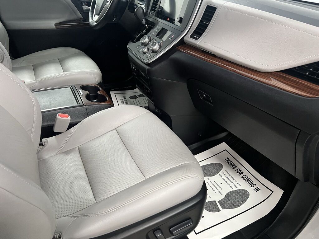 2017 Toyota Sienna Limited Premium Highlands Ranch CO