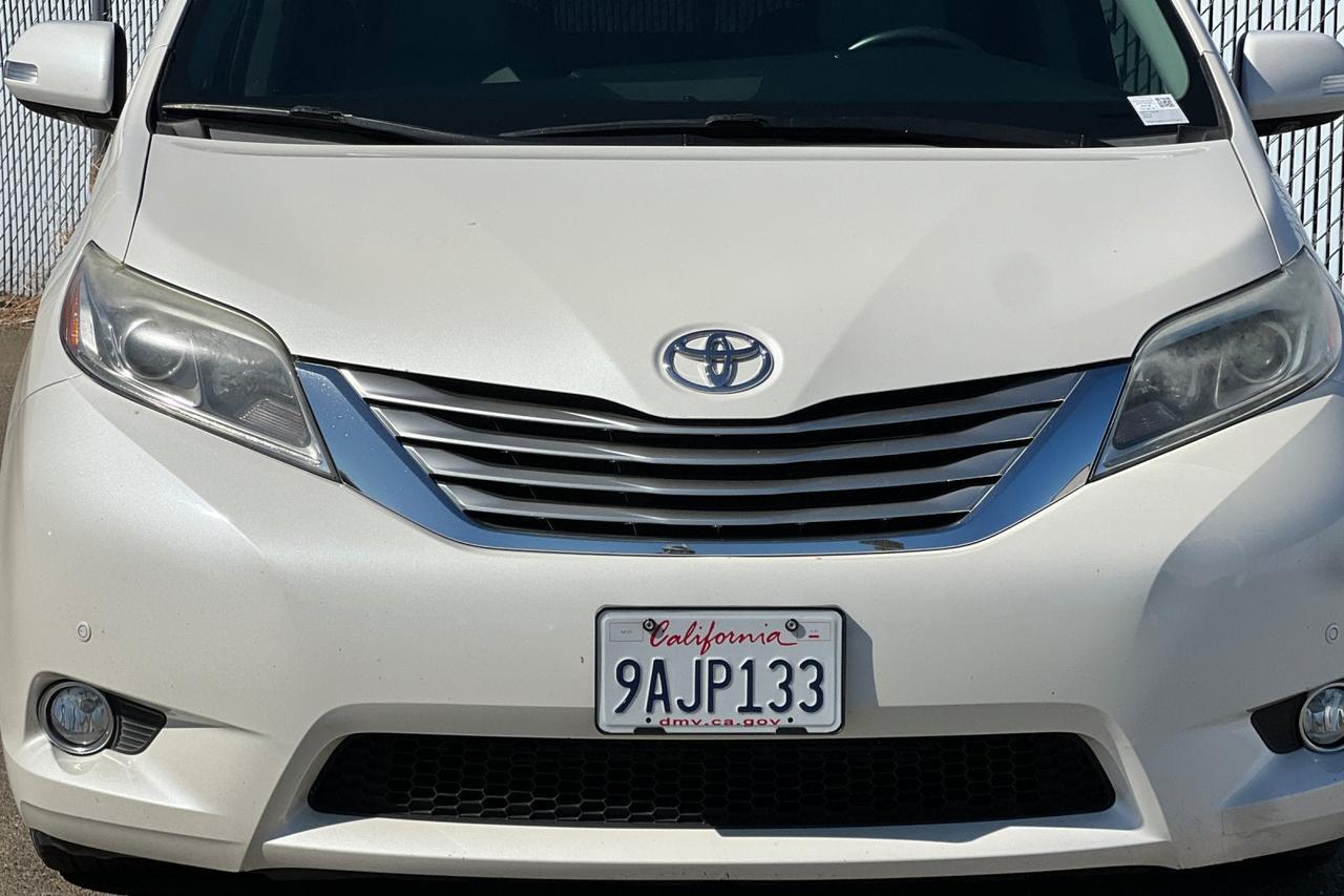 2017 Toyota Sienna Limited Premium Roseville CA