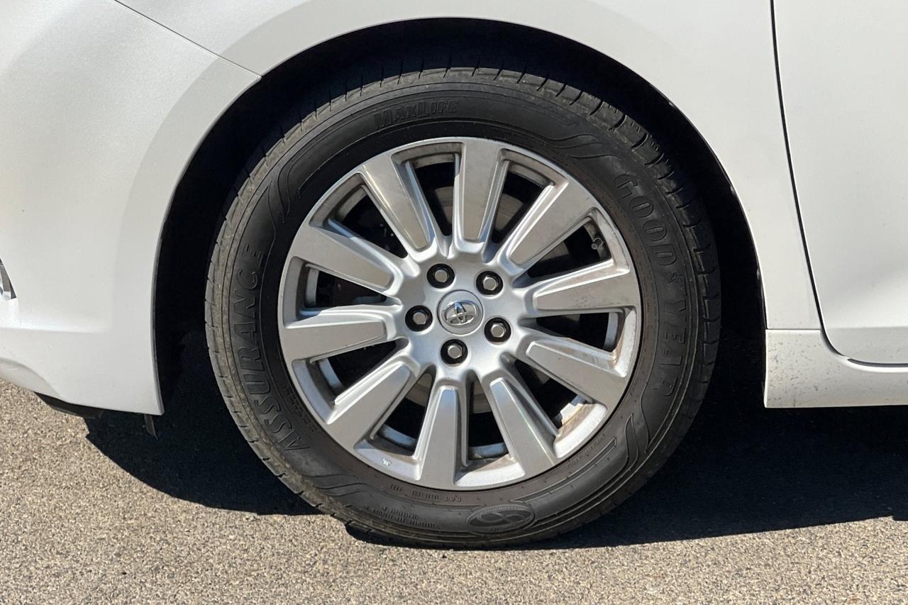 2017 Toyota Sienna Limited Premium Roseville CA