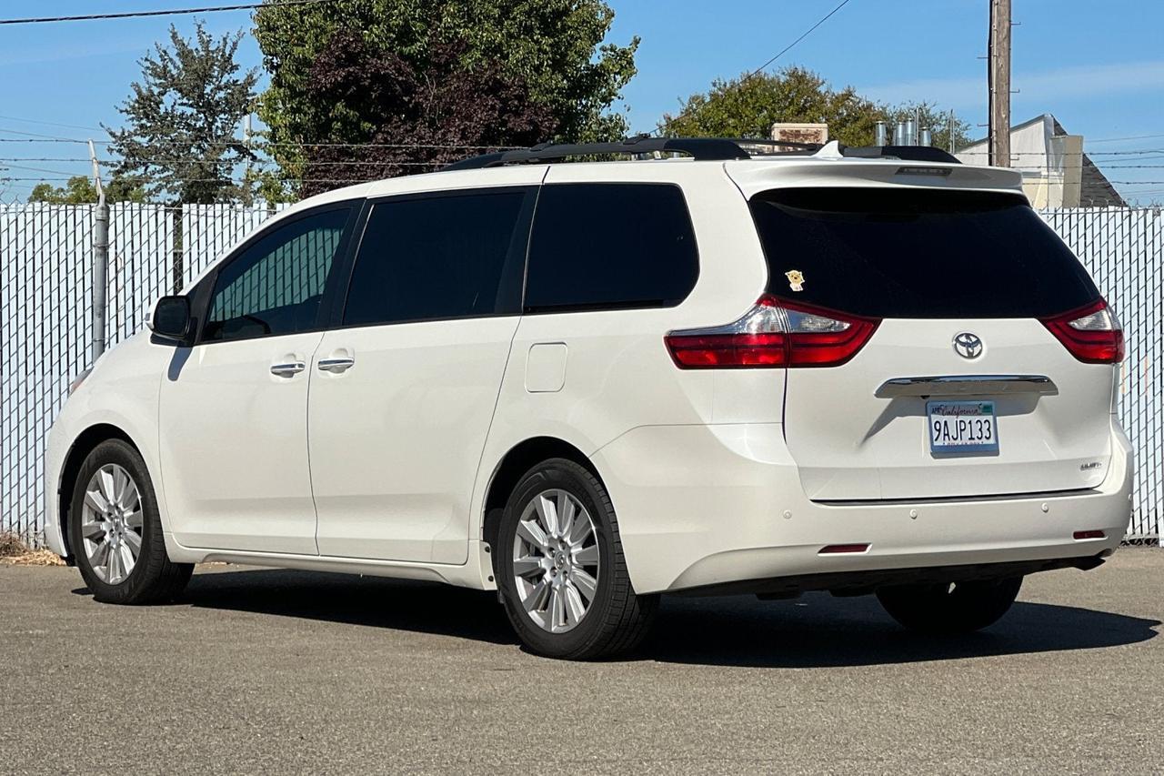 2017 Toyota Sienna Limited Premium Roseville CA