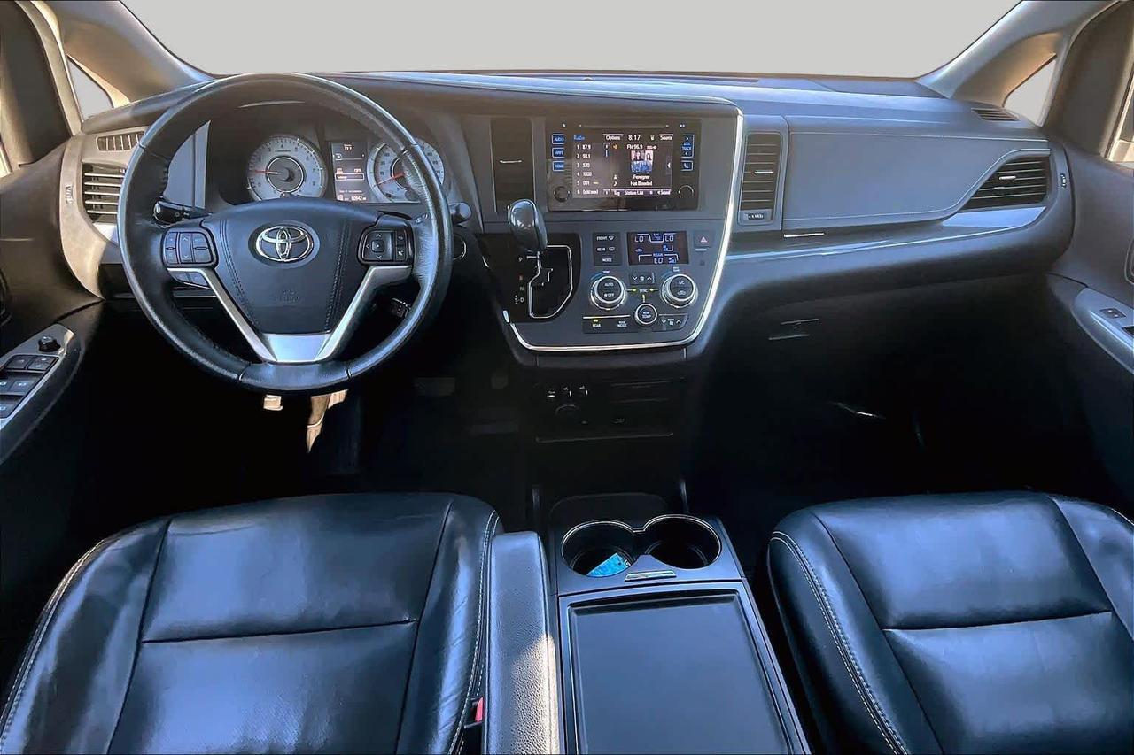2017 Toyota Sienna SE Premium Folsom CA