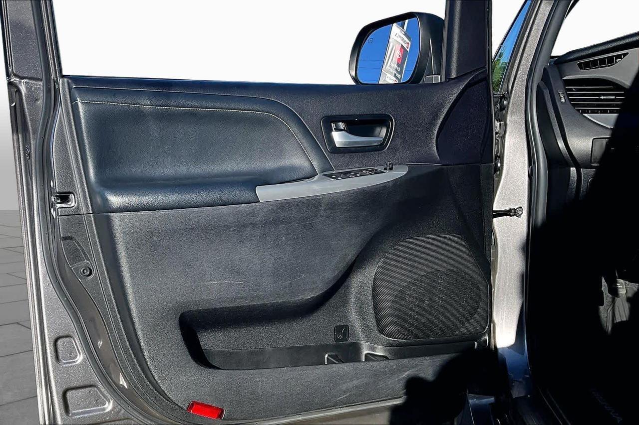 2017 Toyota Sienna SE Premium Folsom CA