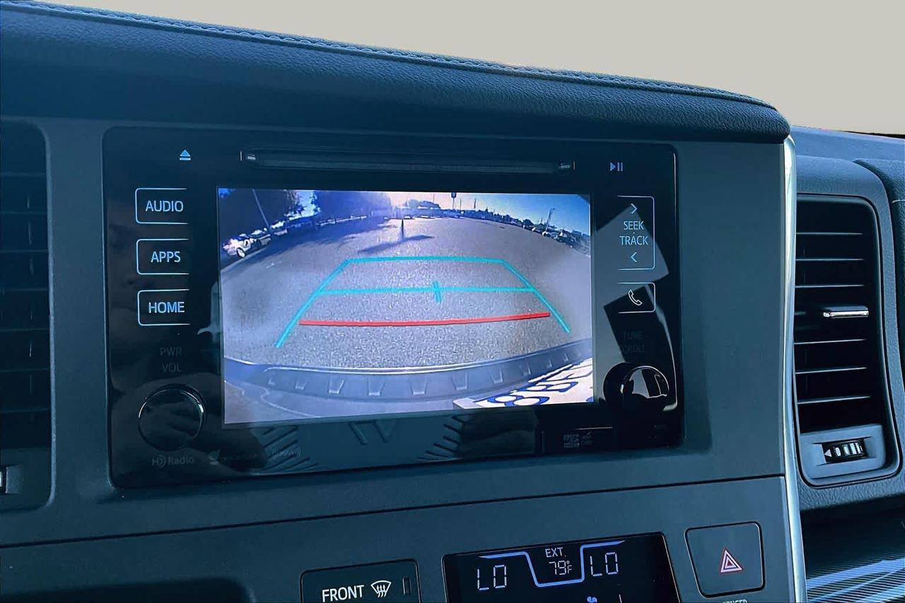 2017 Toyota Sienna SE Premium Folsom CA