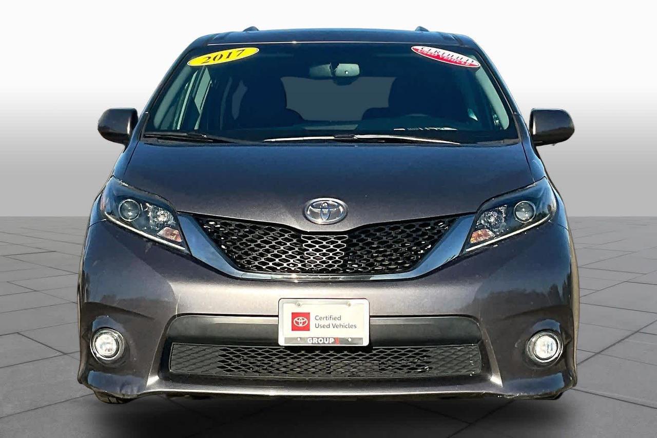 2017 Toyota Sienna SE Premium Folsom CA