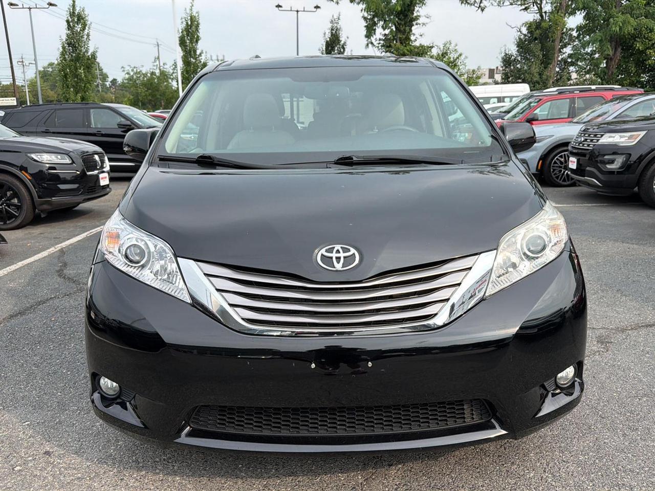 2017 Toyota Sienna XLE 8-Passenger Gaithersburg MD