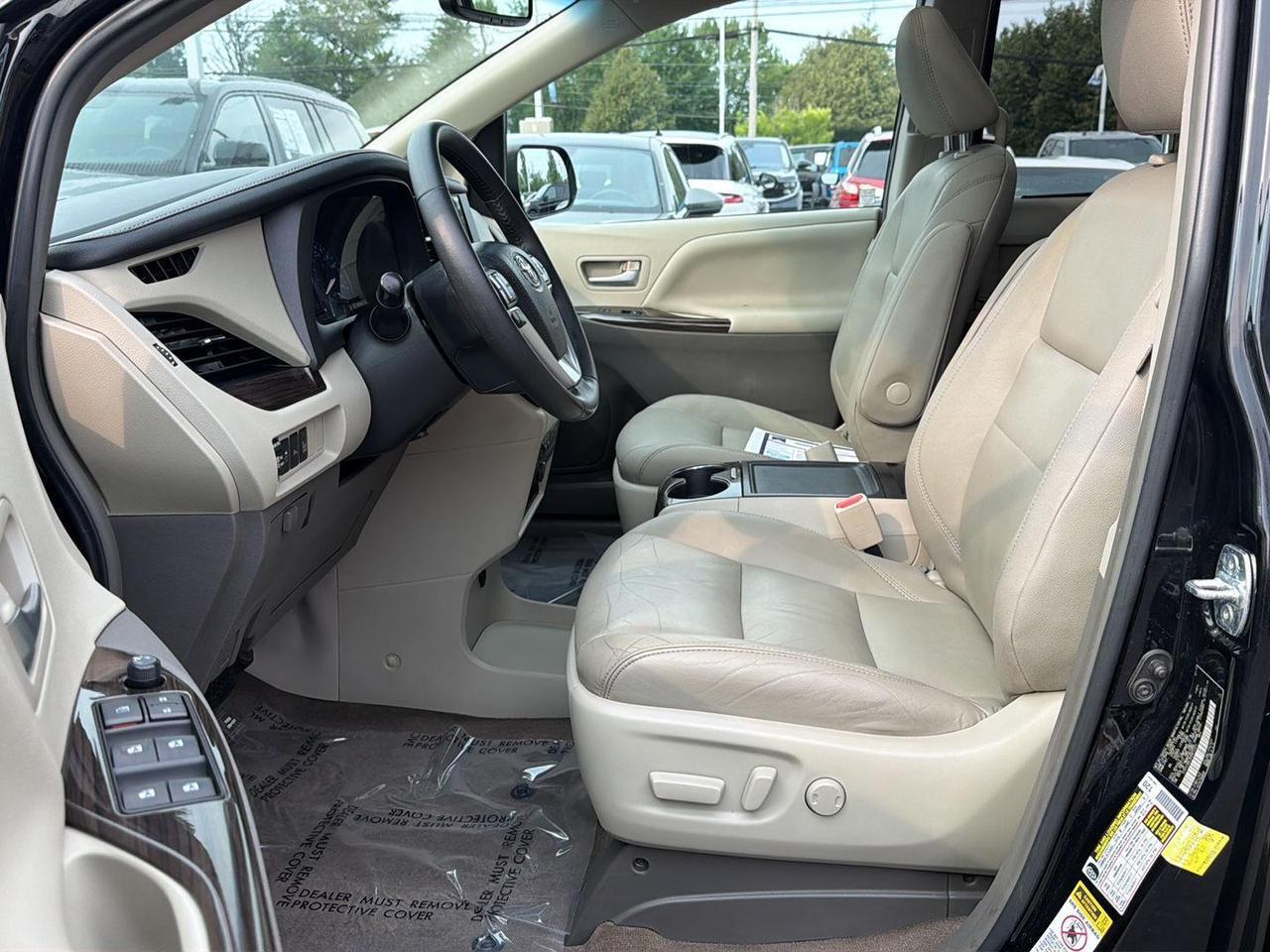 2017 Toyota Sienna XLE 8-Passenger Gaithersburg MD