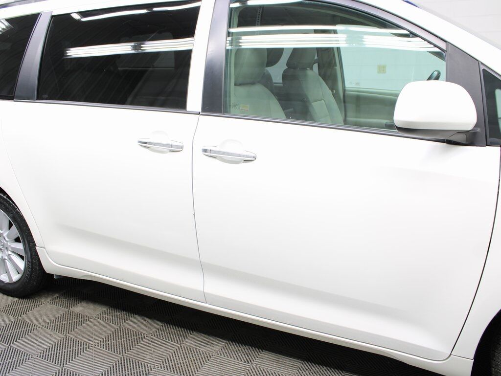 2017 Toyota Sienna XLE AWD Fond du Lac WI