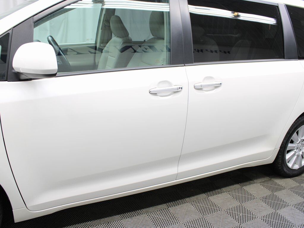 2017 Toyota Sienna XLE AWD Fond du Lac WI
