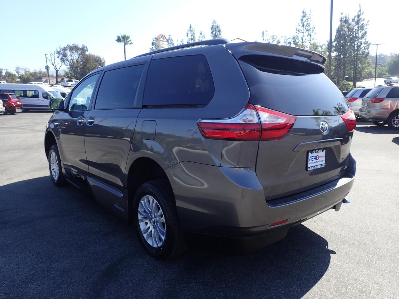 2017 Toyota Sienna XLE Anaheim CA