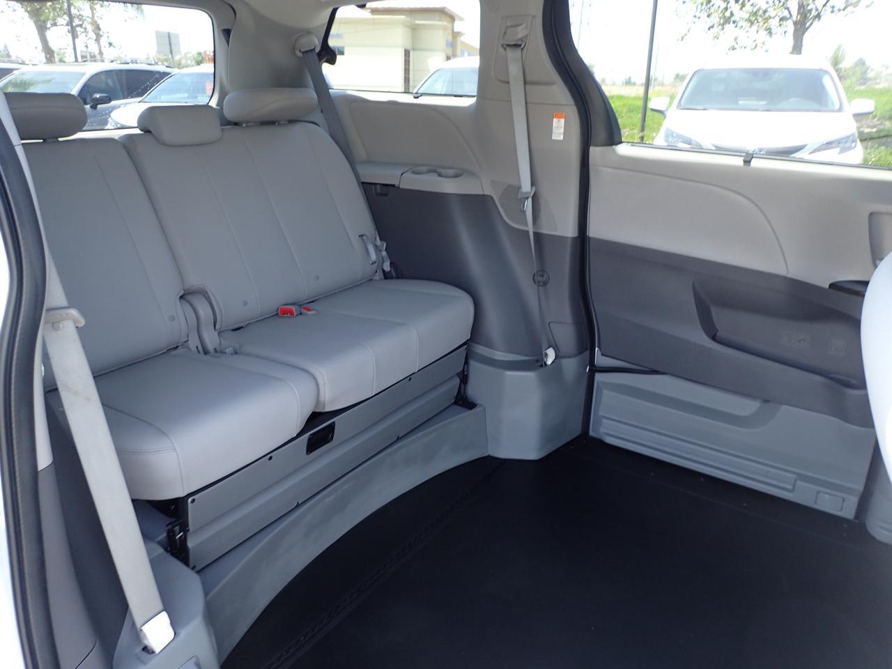 2017 Toyota Sienna XLE Anaheim CA