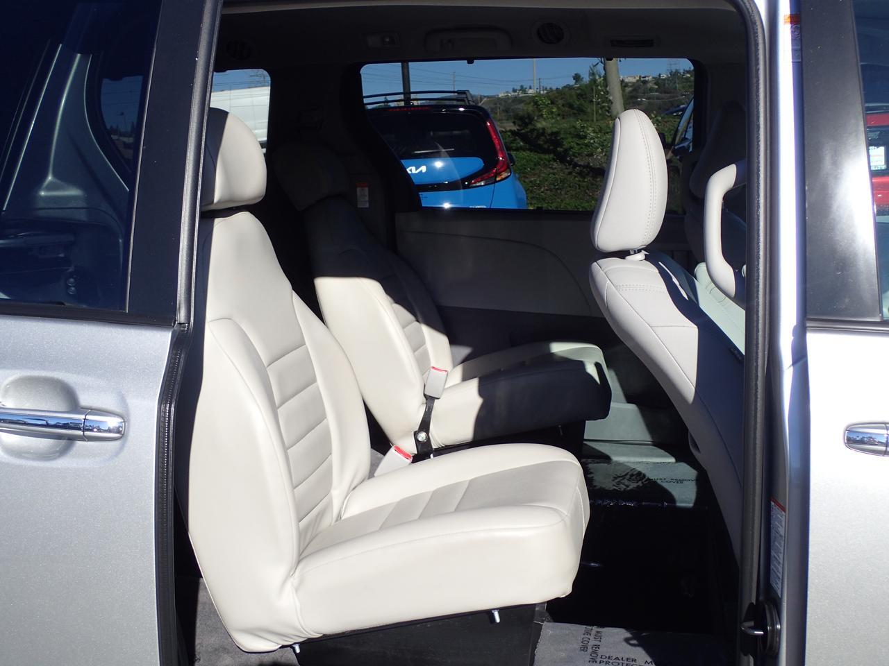 2017 Toyota Sienna XLE Anaheim CA