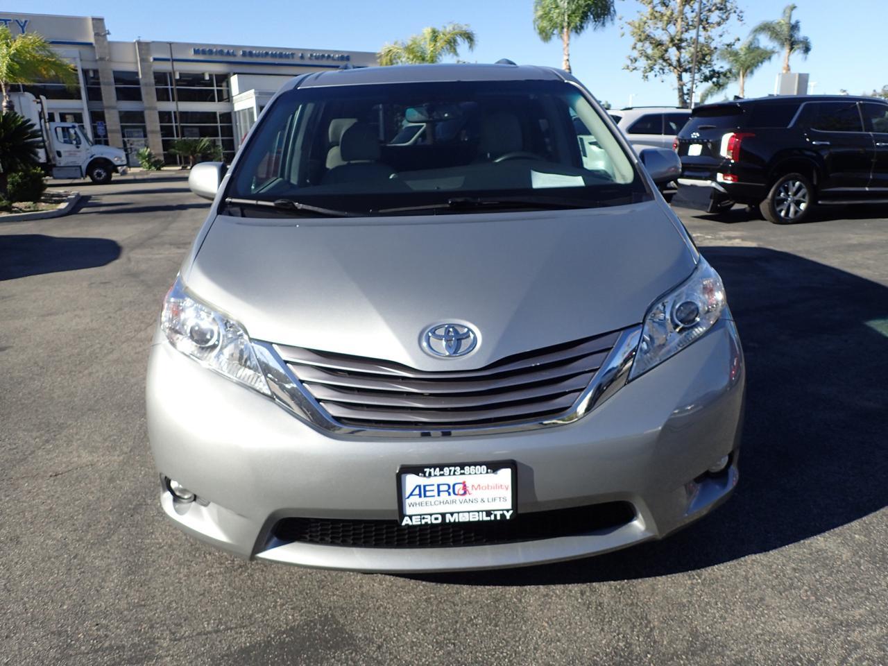 2017 Toyota Sienna XLE Anaheim CA