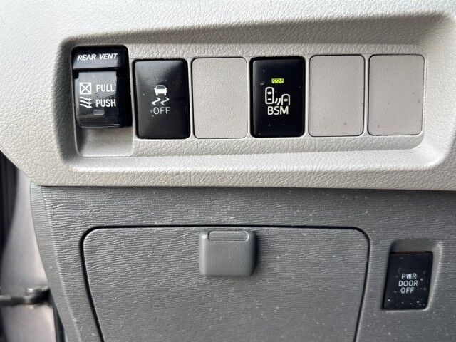 2017 Toyota Sienna XLE Cleveland OH