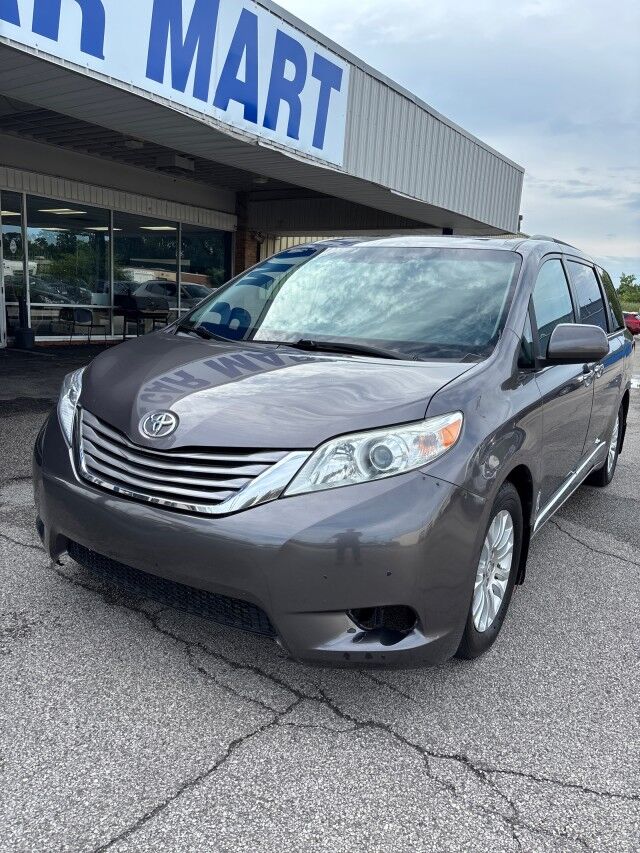 2017 Toyota Sienna XLE Cleveland OH