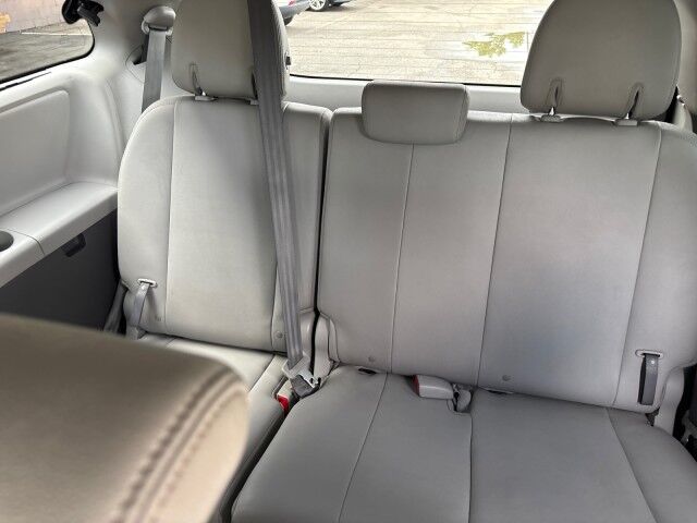 2017 Toyota Sienna XLE Cleveland OH