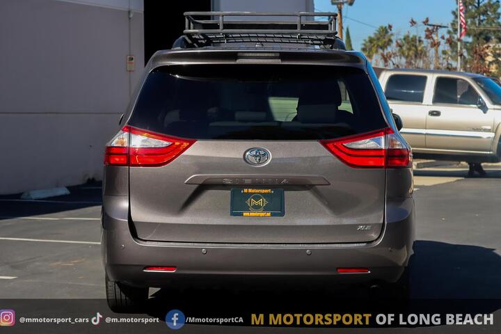2017 Toyota Sienna XLE Minivan 4D Long Beach CA