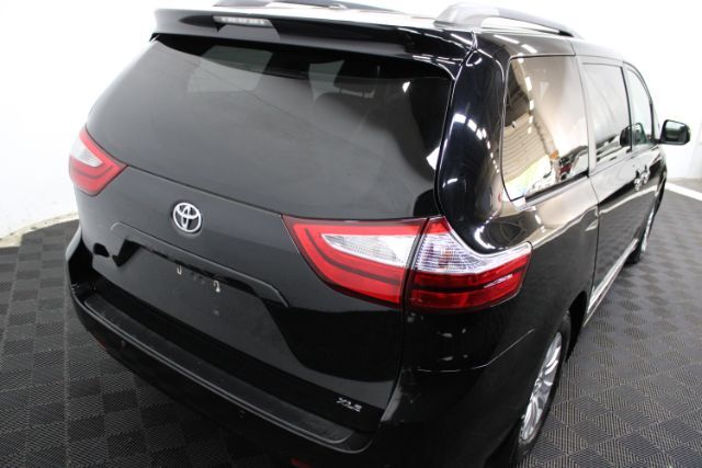 2017 Toyota Sienna XLE Premium 8 Passenger Chantilly VA