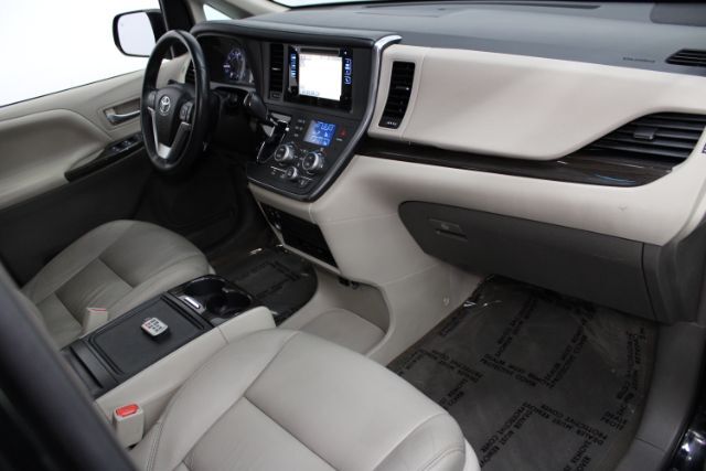 2017 Toyota Sienna XLE Premium 8 Passenger Chantilly VA