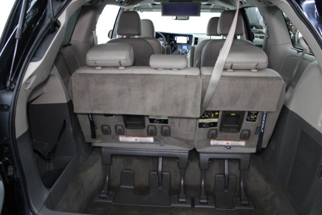 2017 Toyota Sienna XLE Premium 8 Passenger Chantilly VA