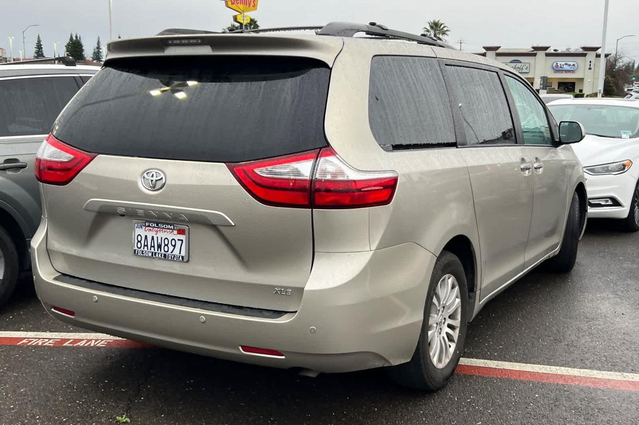 2017 Toyota Sienna XLE Premium Roseville CA