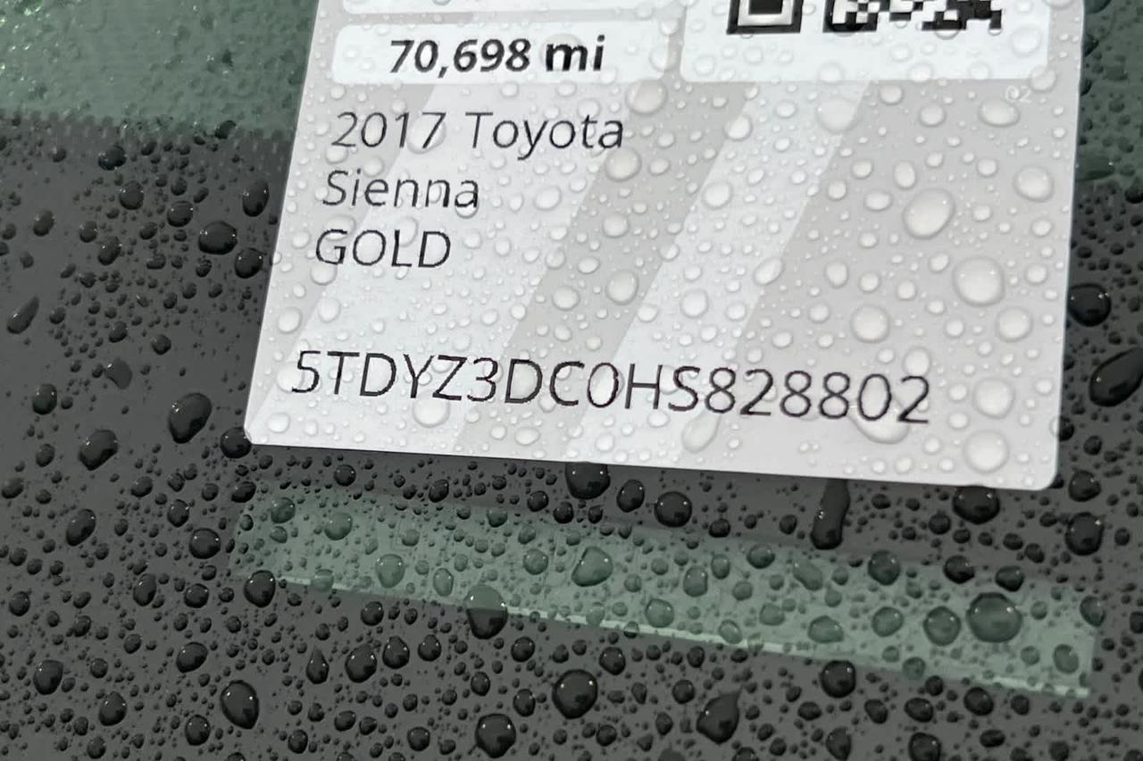 2017 Toyota Sienna XLE Premium Roseville CA