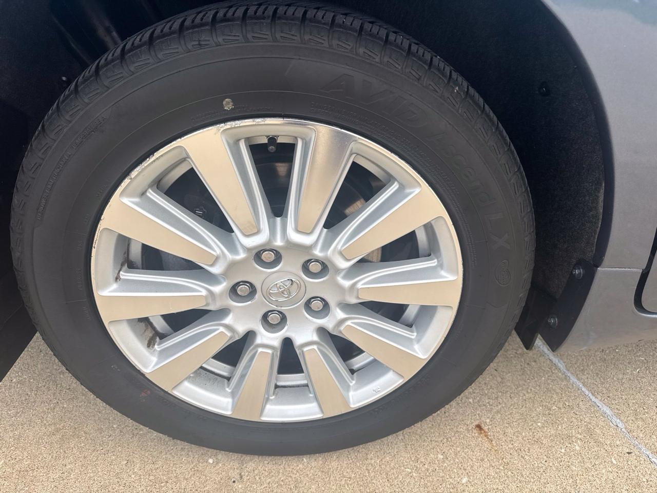 2017 Toyota Sienna XLE Premium West Burlington IA