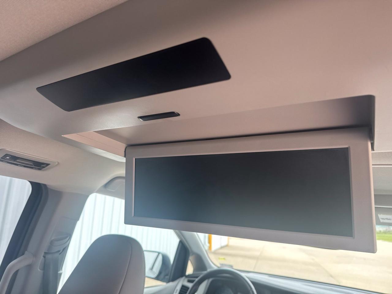 2017 Toyota Sienna XLE Premium West Burlington IA