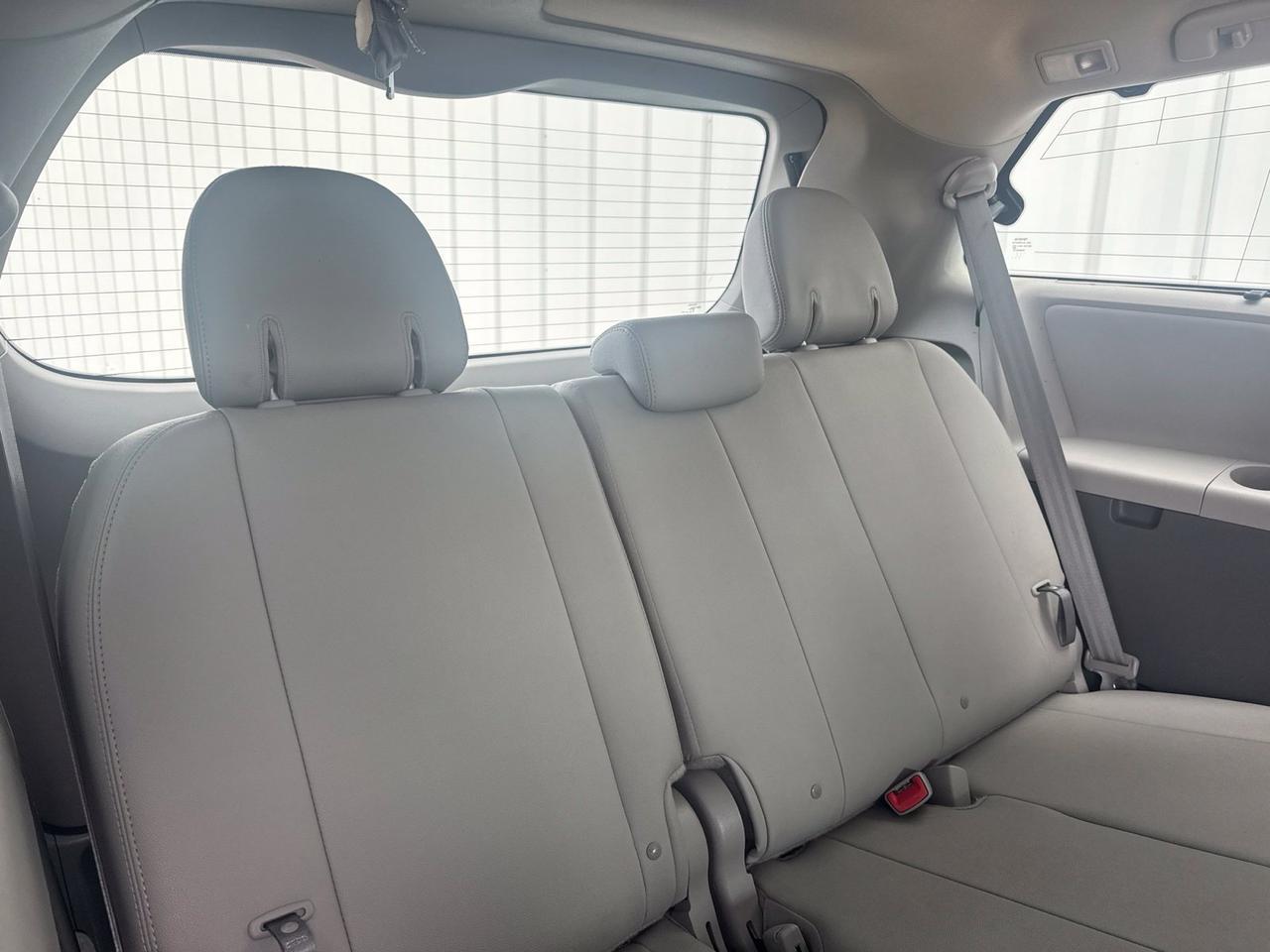 2017 Toyota Sienna XLE Premium West Burlington IA