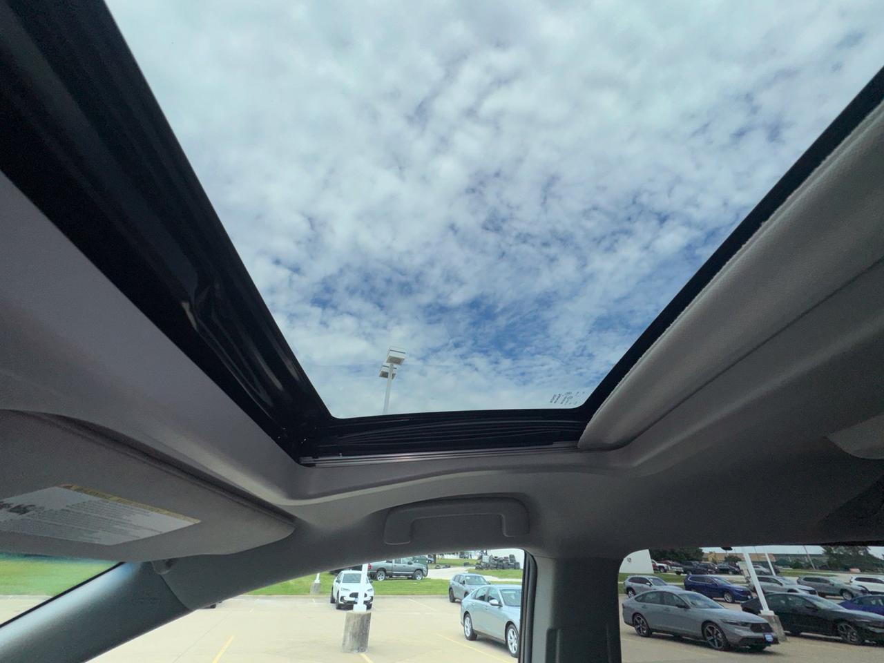 2017 Toyota Sienna XLE Premium West Burlington IA