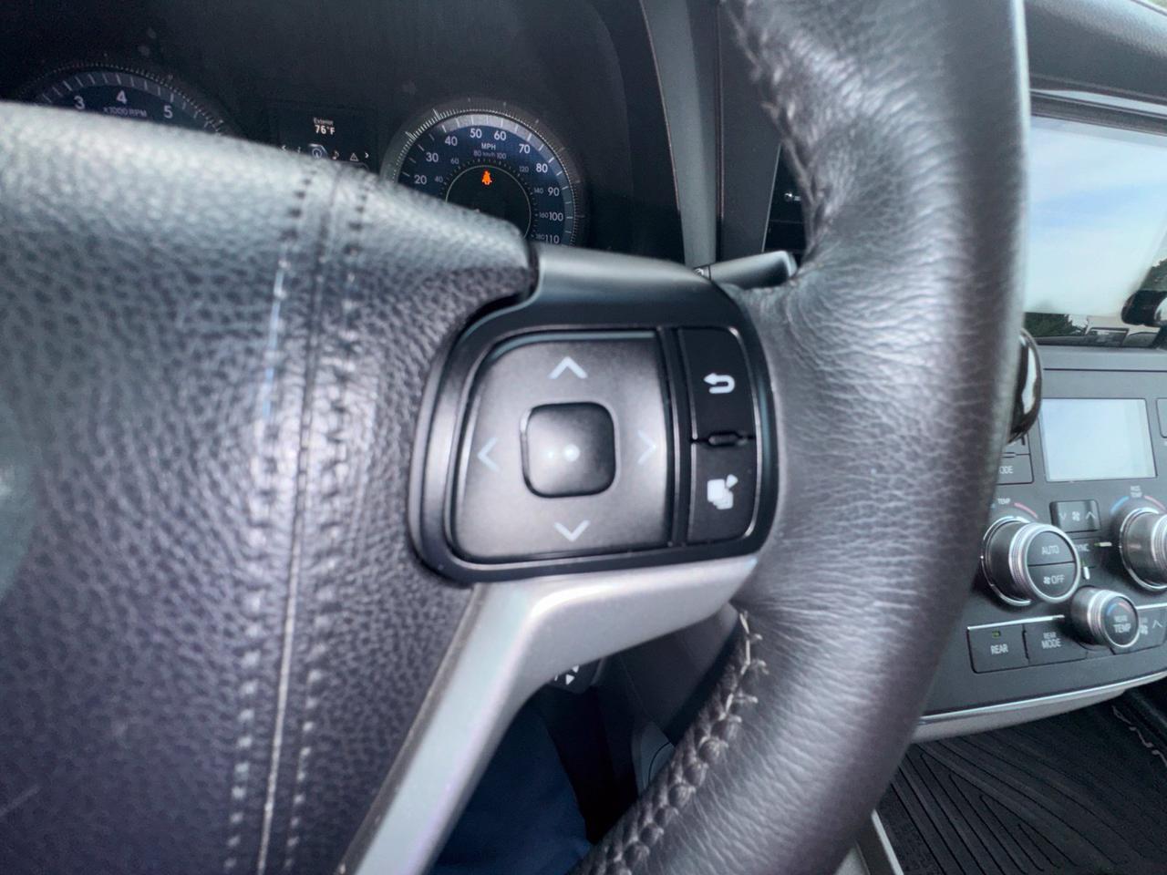 2017 Toyota Sienna XLE Premium West Burlington IA
