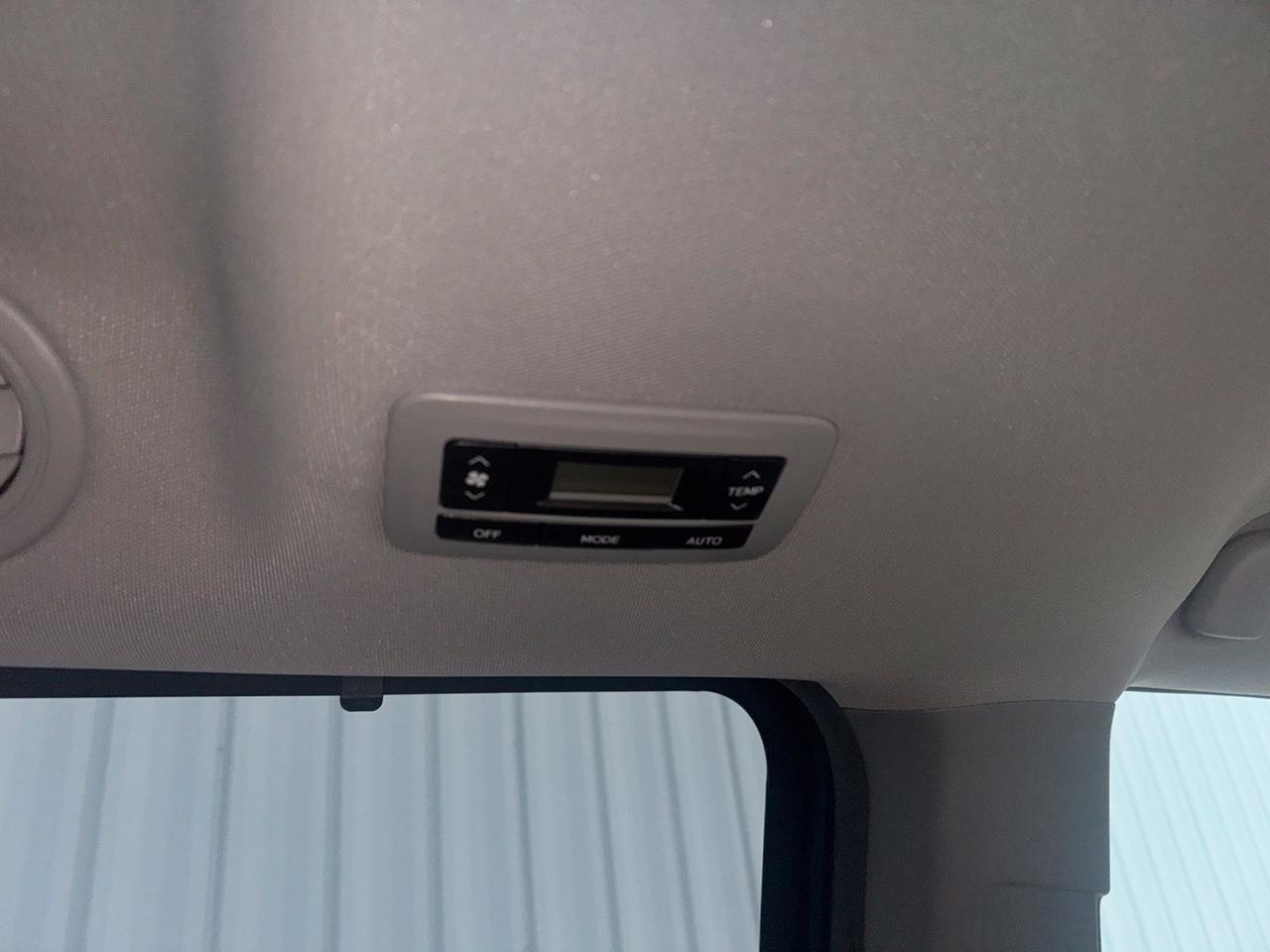 2017 Toyota Sienna XLE Premium West Burlington IA