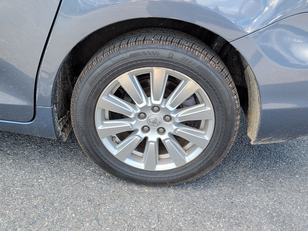 2017 Toyota Sienna XLE Premium Worcester MA