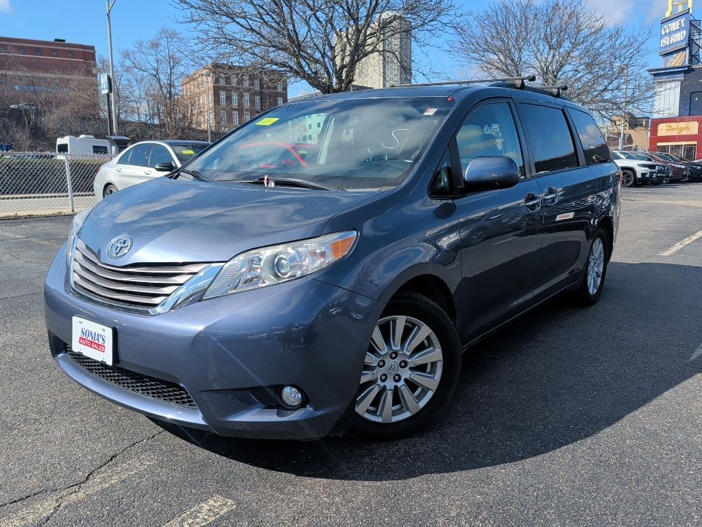2017 Toyota Sienna XLE Premium