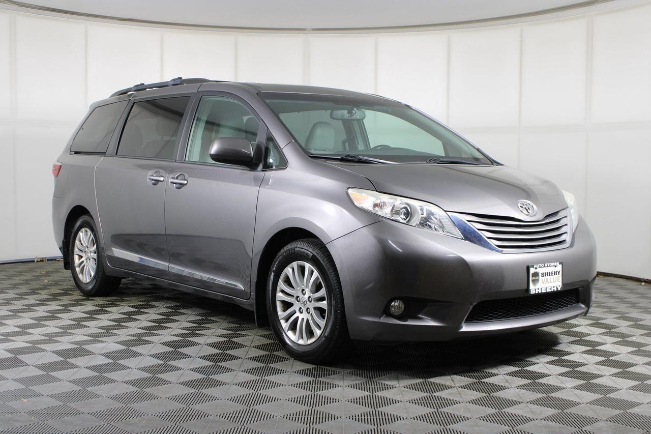 2017 Toyota Sienna XLE Premium