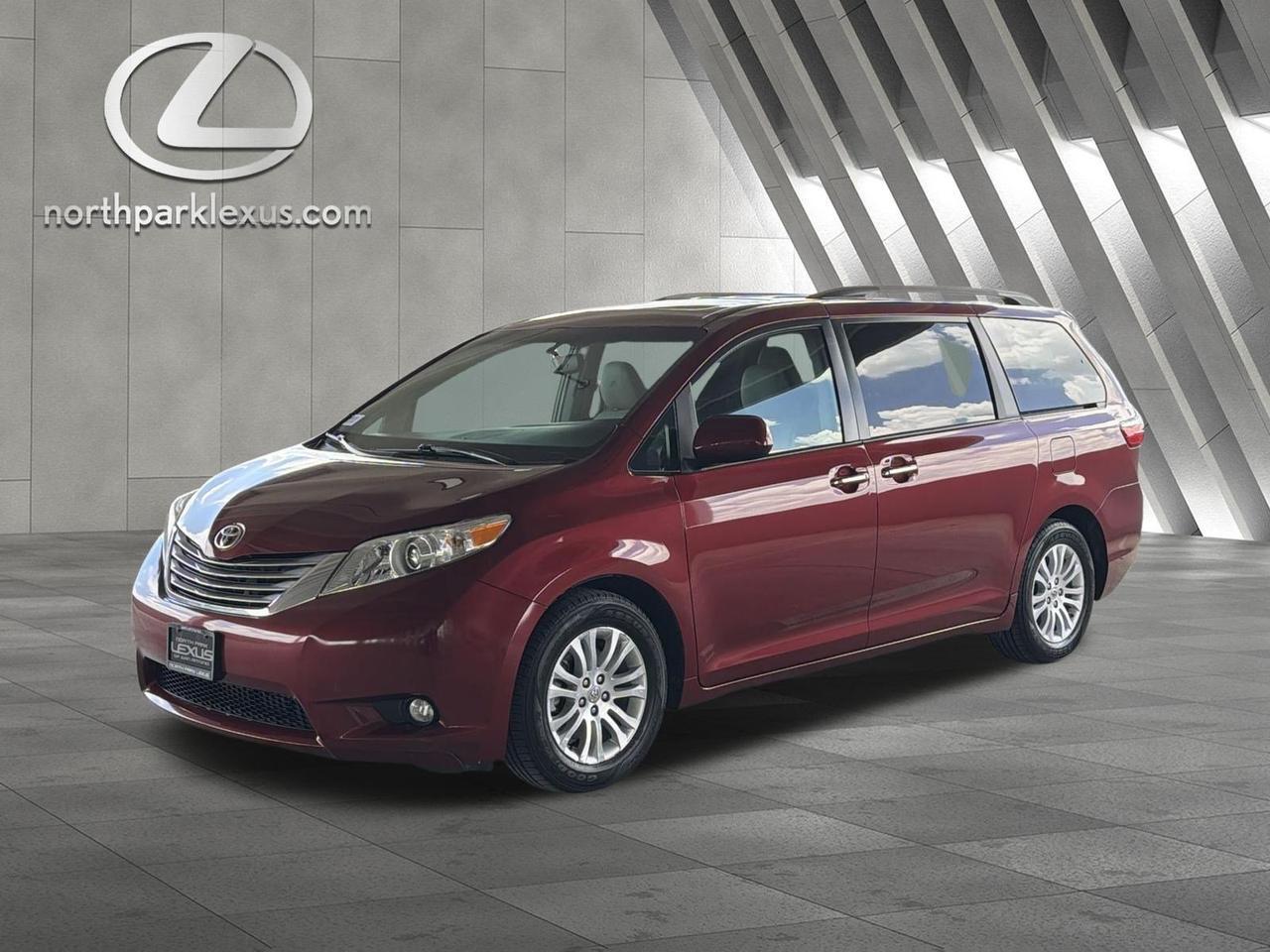 2017 Toyota Sienna XLE