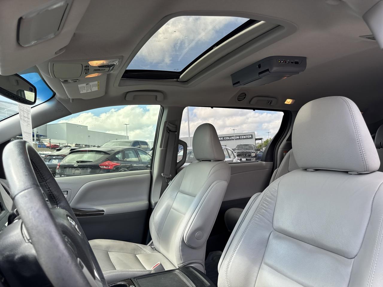 2017 Toyota Sienna XLE San Antonio TX