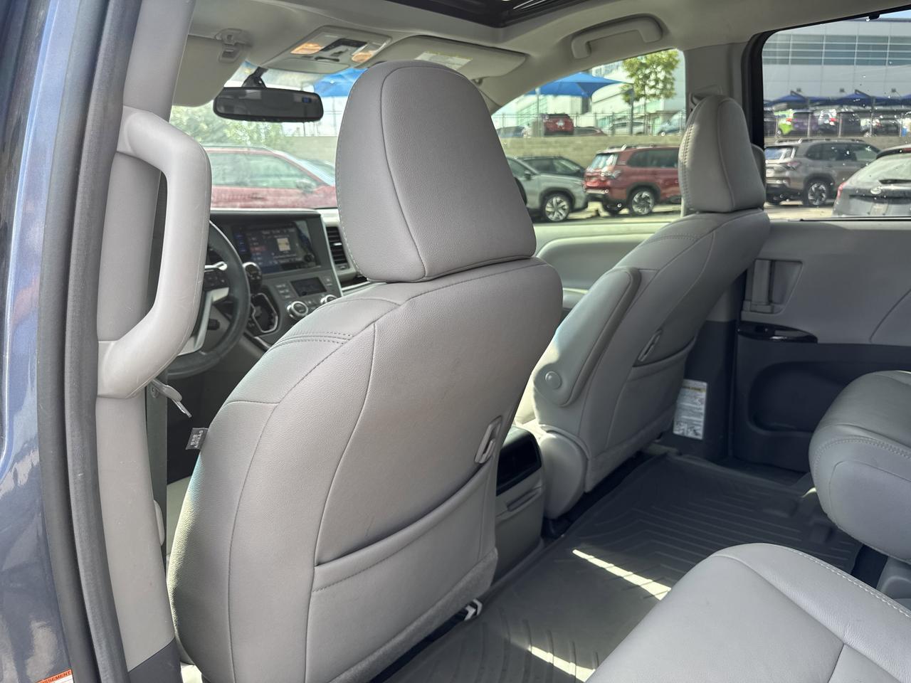 2017 Toyota Sienna XLE San Antonio TX