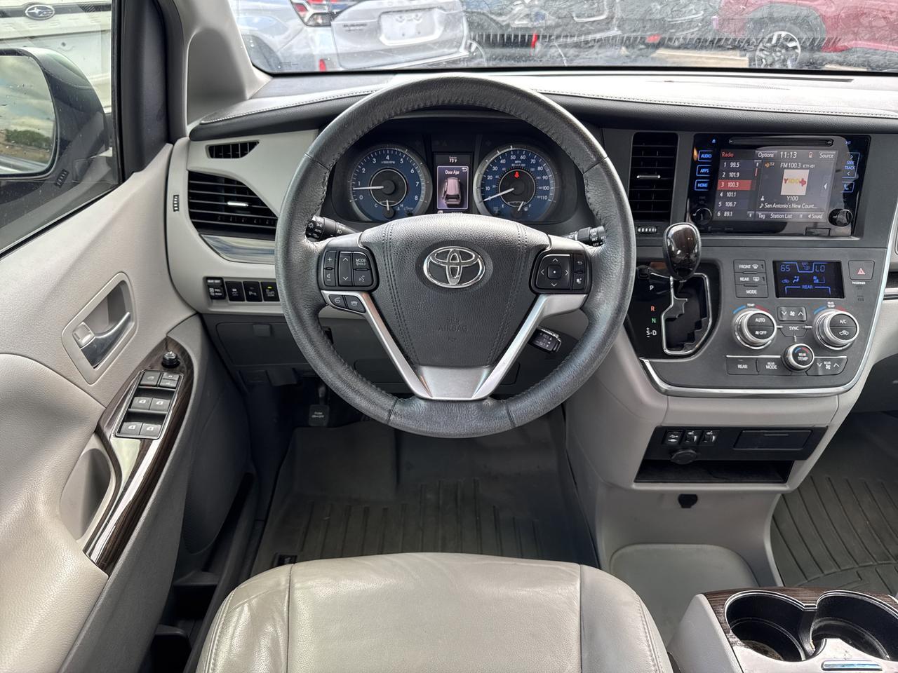2017 Toyota Sienna XLE San Antonio TX