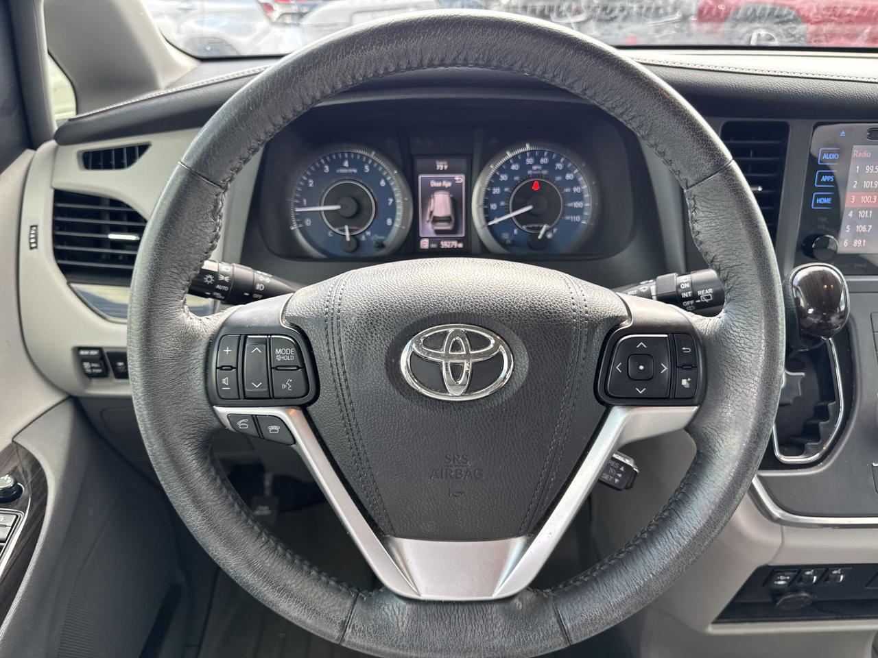 2017 Toyota Sienna XLE San Antonio TX