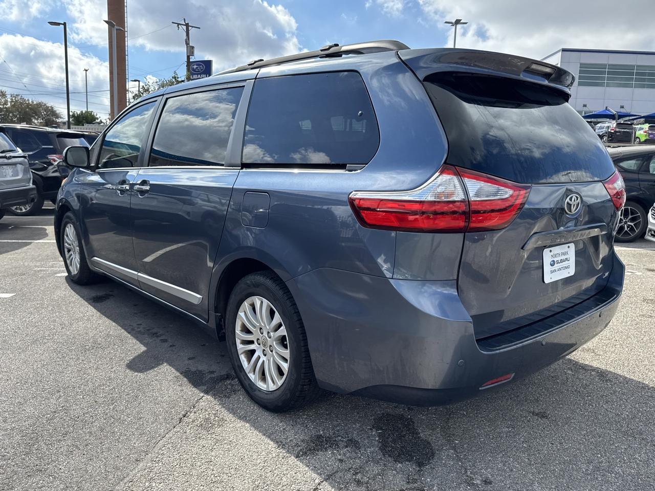 2017 Toyota Sienna XLE San Antonio TX