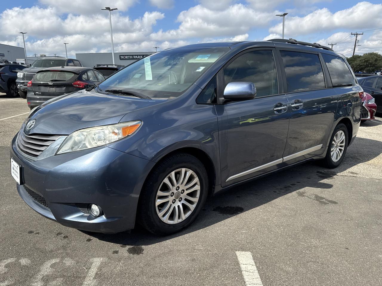 2017 Toyota Sienna XLE San Antonio TX
