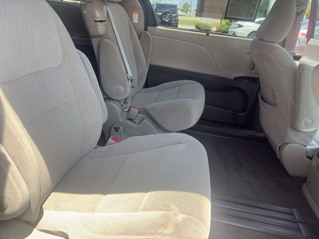 2017 Toyota Sienna XLE Wilmington NC