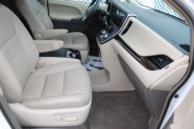 2017 Toyota Sienna XLE XLE Melbourne FL